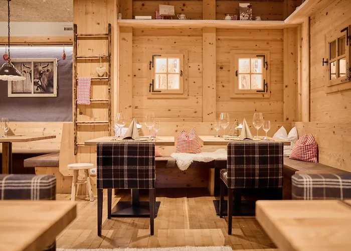 Hotel Alpenfriede 4*