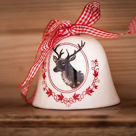 فندق Alpenfriede 4*