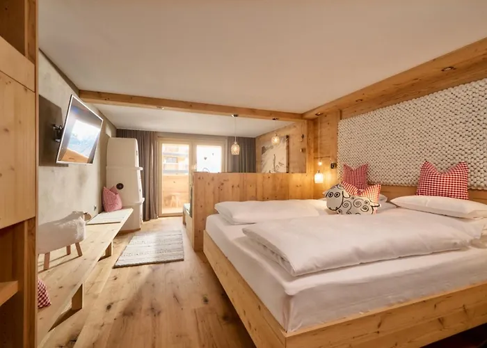 Hotel Alpenfriede 4*