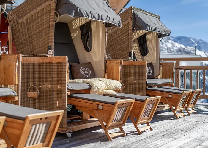 Hotel Alpenfriede 4*